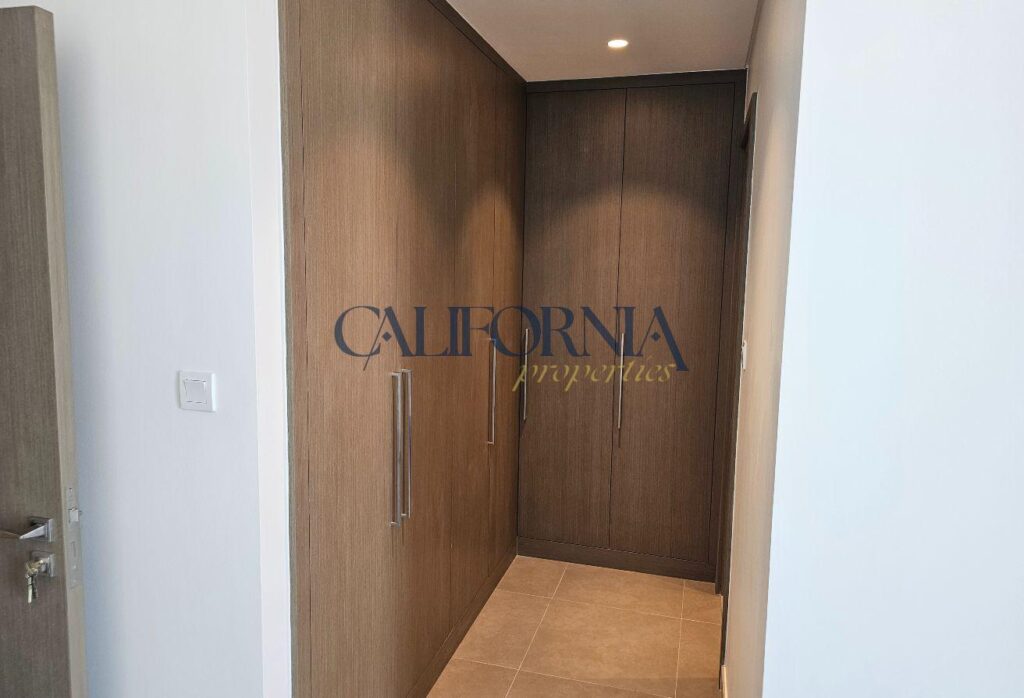 Corner Unit | Brand New | Park and CreekBeach View - 9