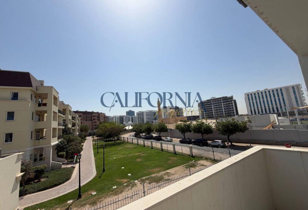 Duplex 3 Bed + Maid | Kitchen Appliances - 9