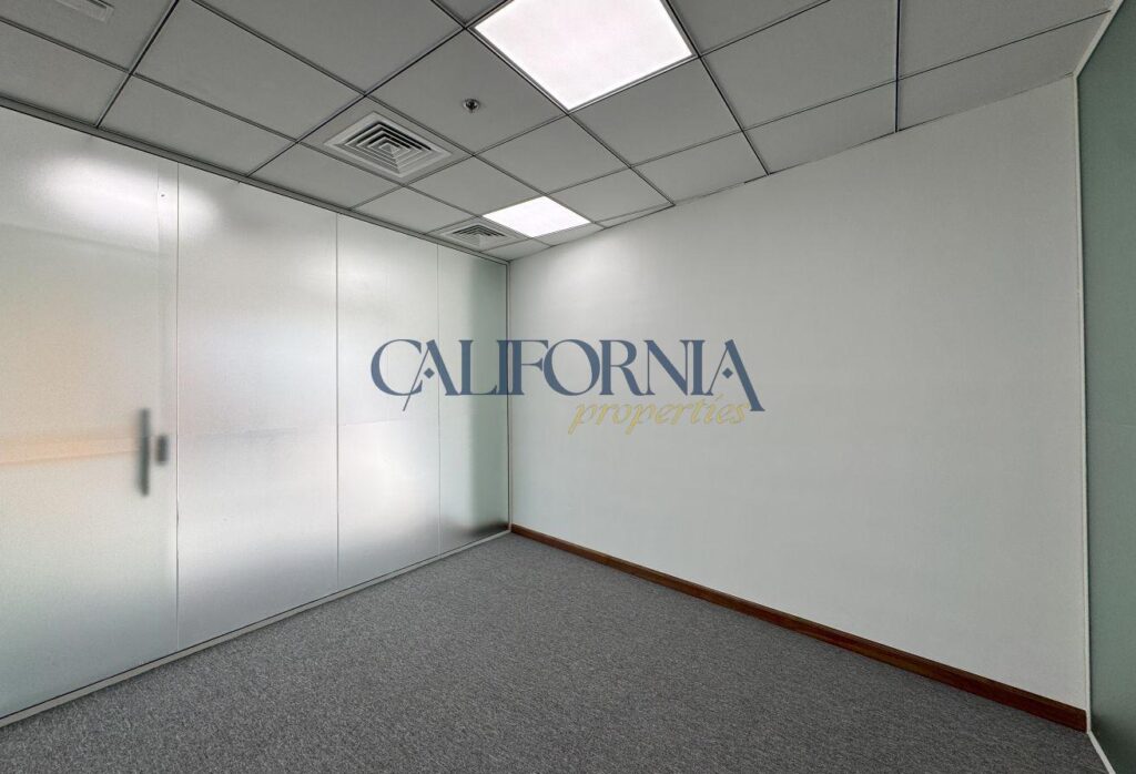 Fully Fitted | Canal View | Vacant - 6