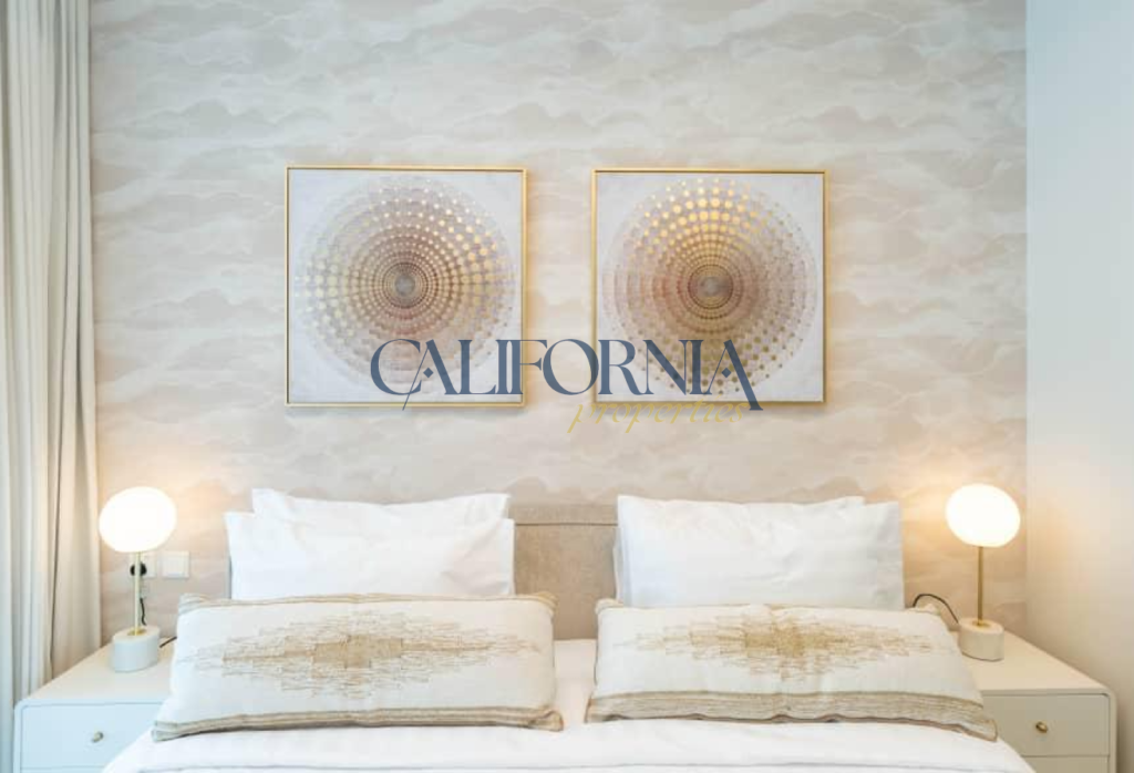 Fully Furnished | High Floor | Vacant on Aug - 22