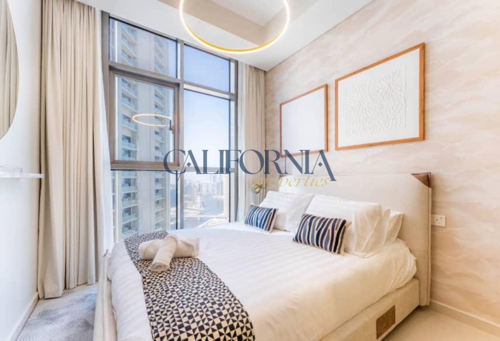 Fully Furnished | High Floor | Vacant on Aug - 26