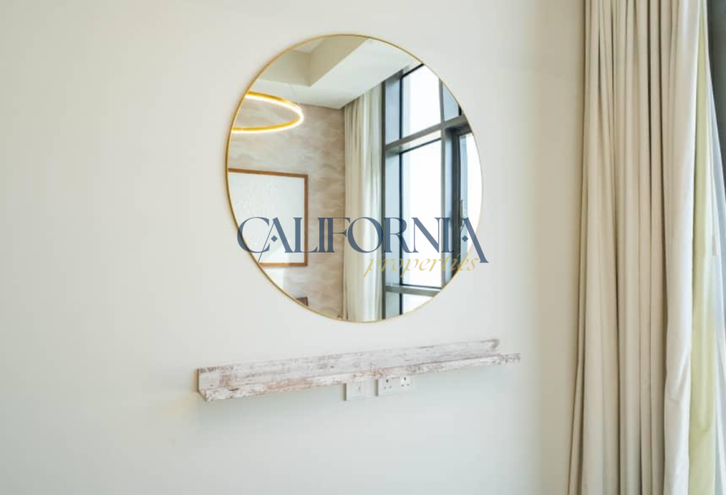 Fully Furnished | High Floor | Vacant on Aug - 28