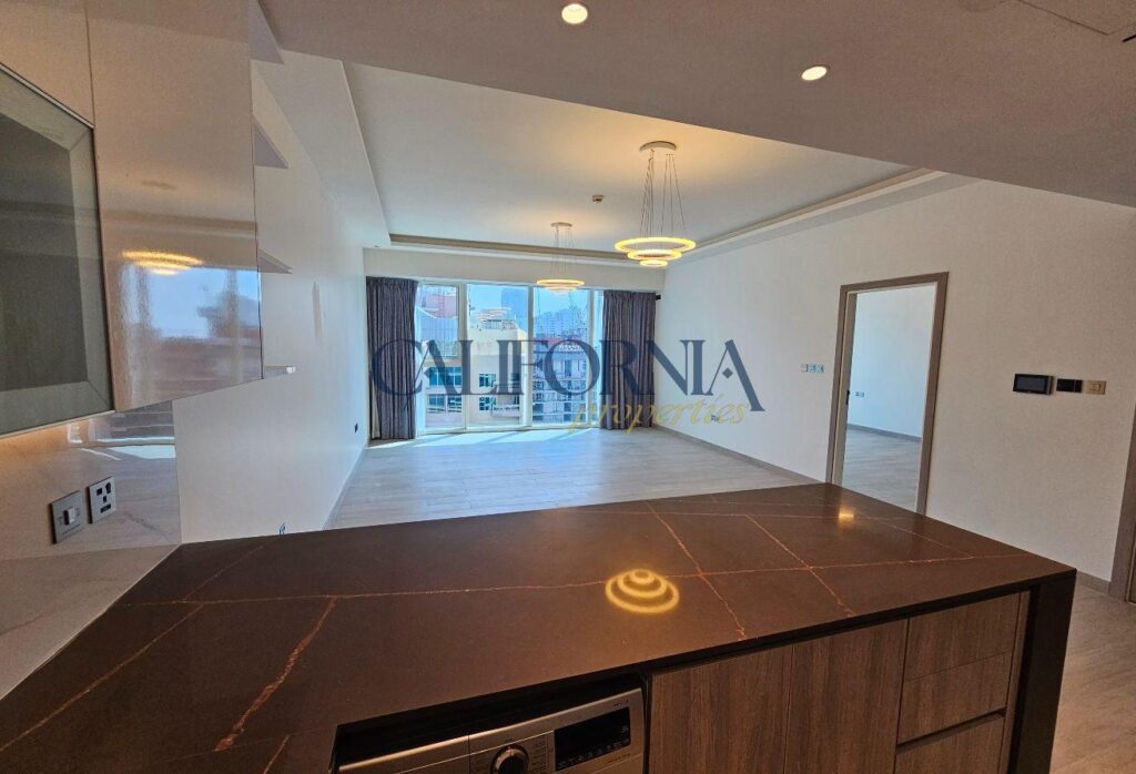 Large Layout | 1 Bed + Study | Kitchen Appliances - 13