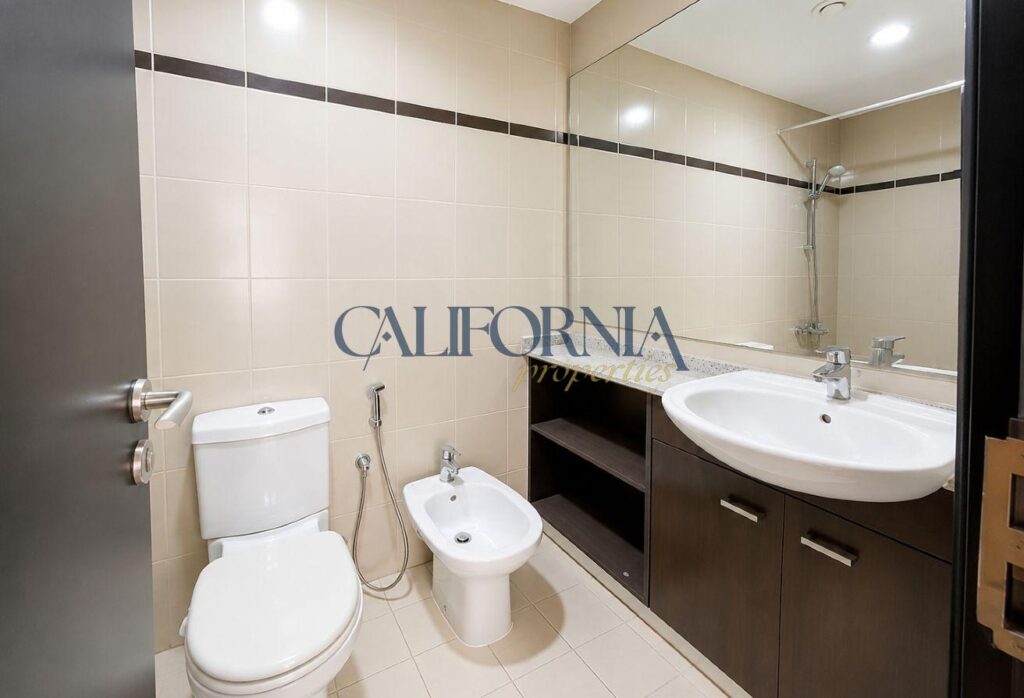Semi-Furnished | Road and Park View - 10