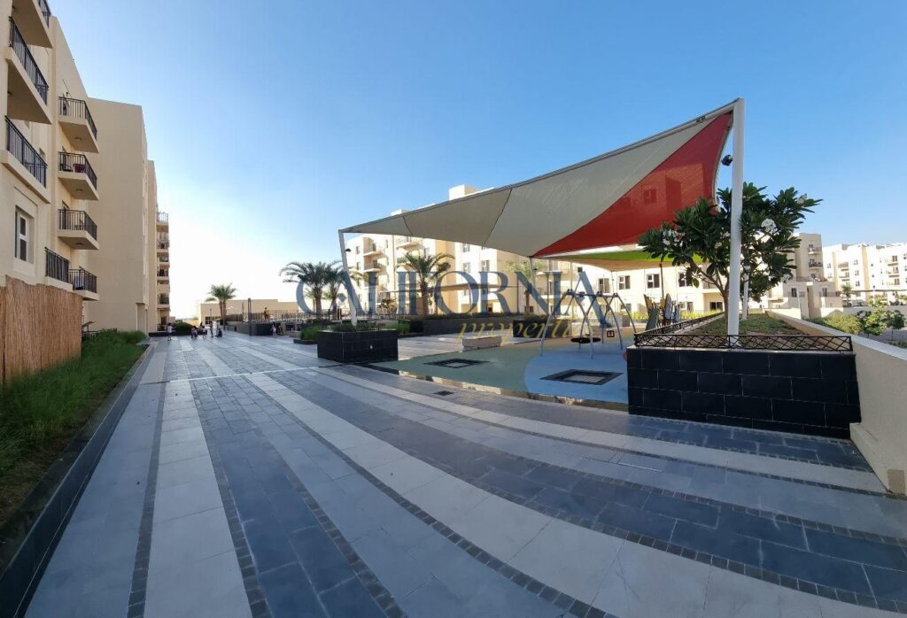 Semi-Furnished | Road and Park View - 6