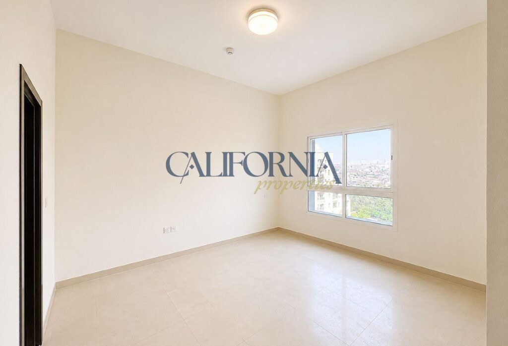 Semi-Furnished | Road and Park View - 9