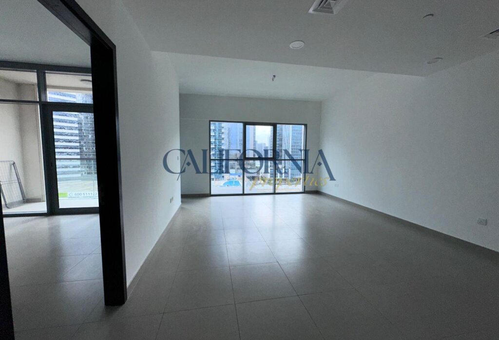 Spacious Layout | Vacant | Negotiable Price - 4