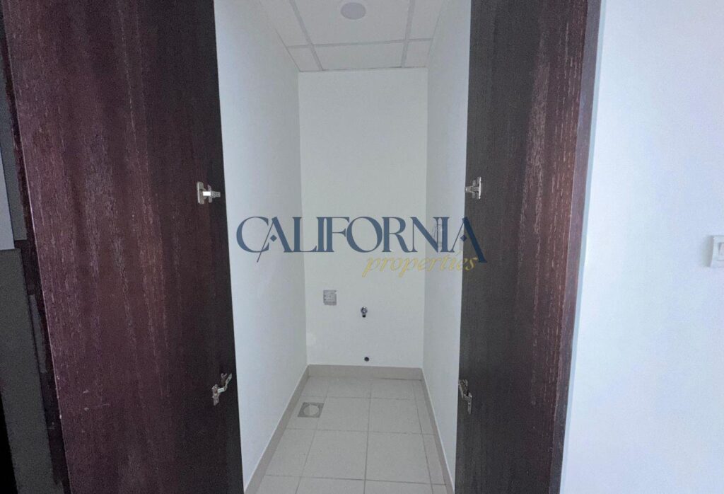 Spacious Layout | Vacant | Negotiable Price - 7