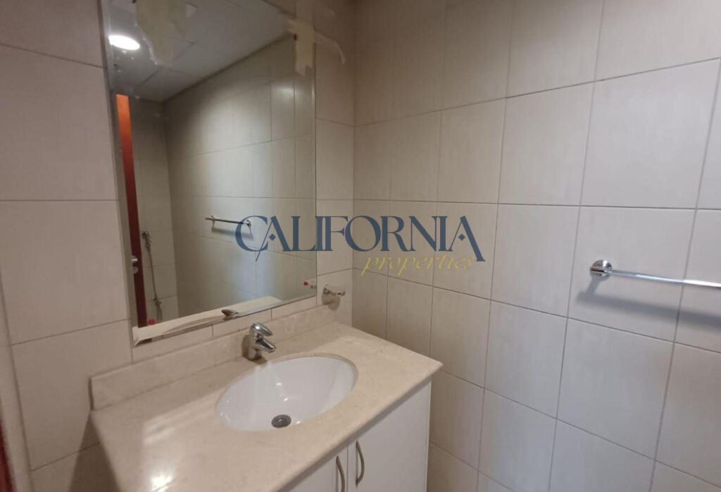 Spacious | Vacant| Family Community - 10