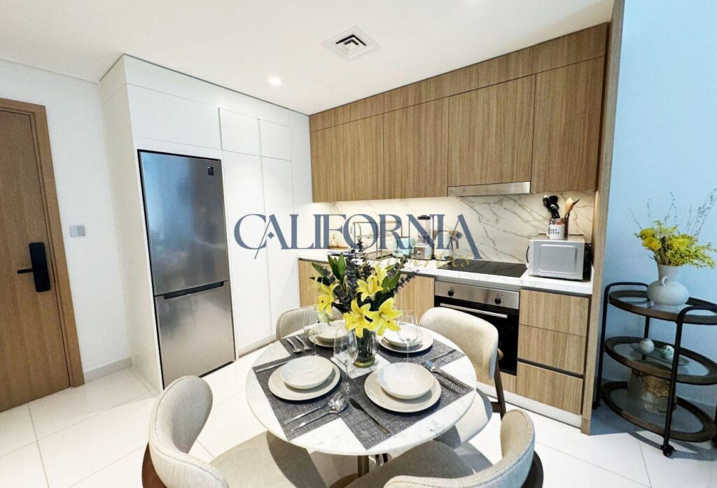 Water VIew | Vacant | Fully Furnished - 3