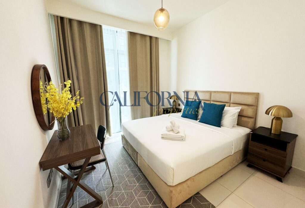 Water VIew | Vacant | Fully Furnished - 5
