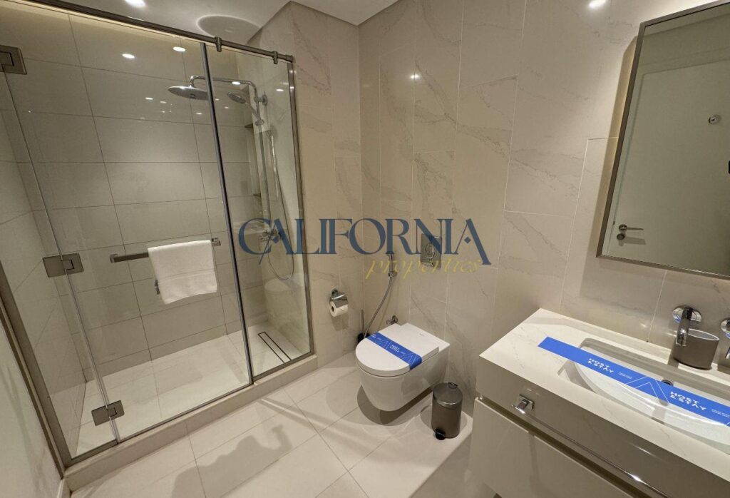 Water VIew | Vacant | Fully Furnished - 7