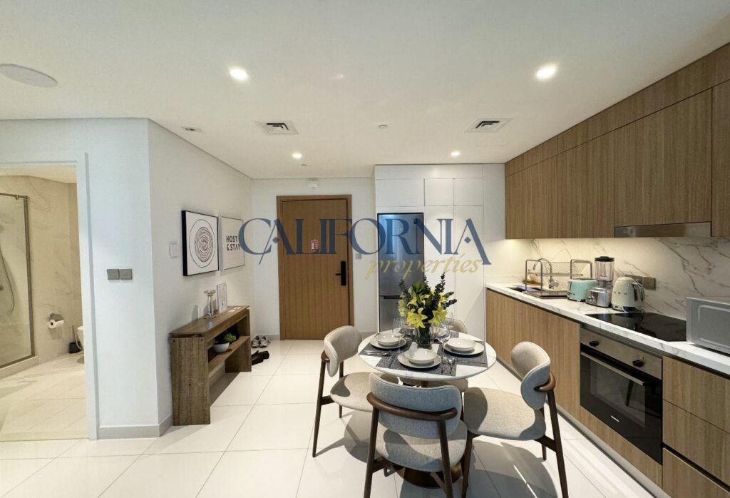 Water VIew | Vacant | Fully Furnished - 8