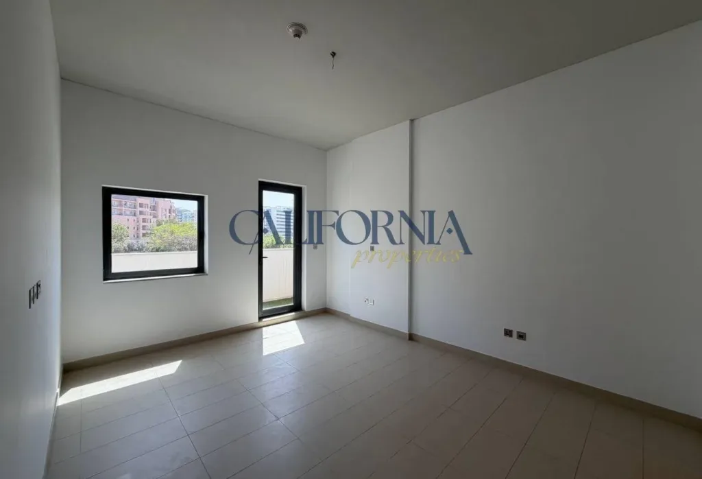 Duplex 3 Bed + Maid | Kitchen Appliances - 3