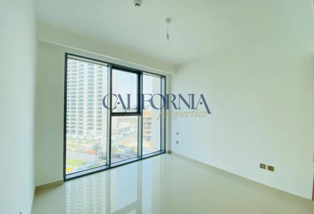 Kitchen Appliances | Vacant | Large Layout - 3