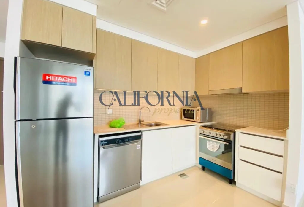 Kitchen Appliances | Vacant | Large Layout - 4