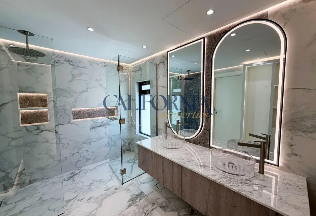 Single Corner Villa | Lake View | Branded Finishes - 13