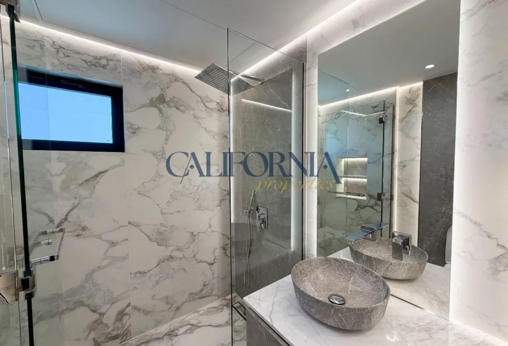 Single Corner Villa | Lake View | Branded Finishes - 16