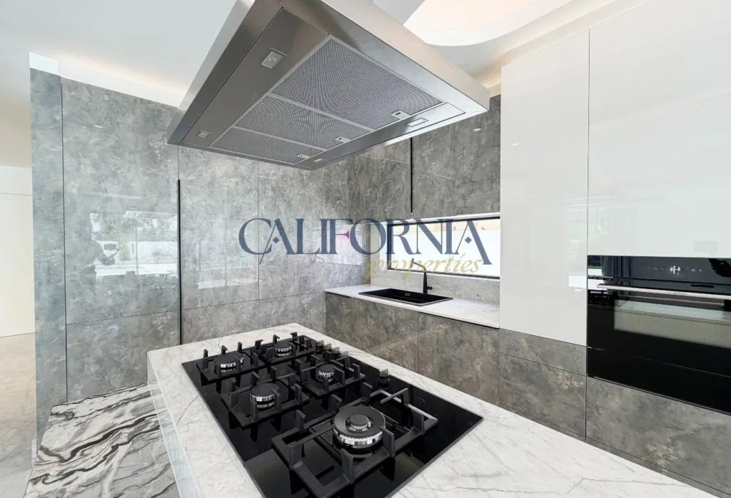Single Corner Villa | Lake View | Branded Finishes - 7