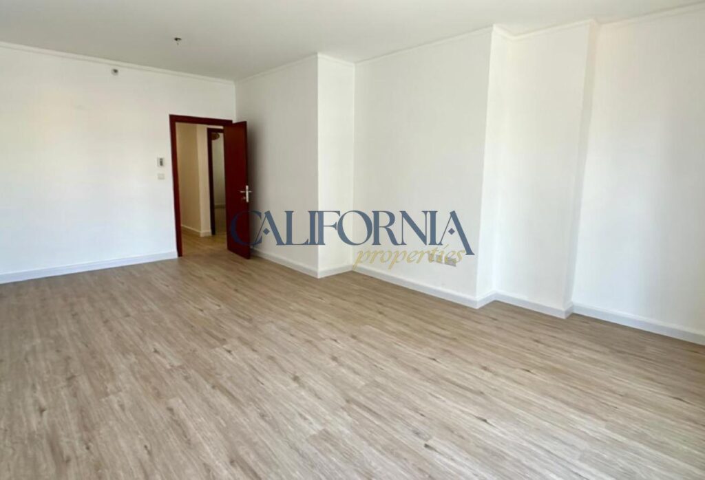Unfurnished | Spacious Layout | Vacant - 4