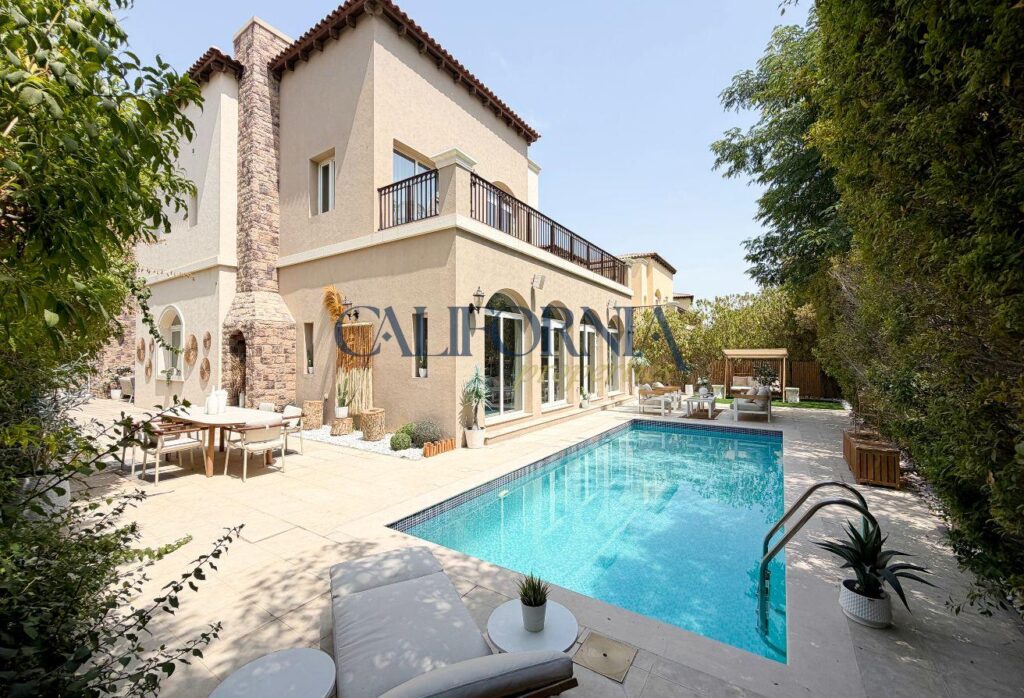 Upgraded Villa | Park View | Private Pool - 11
