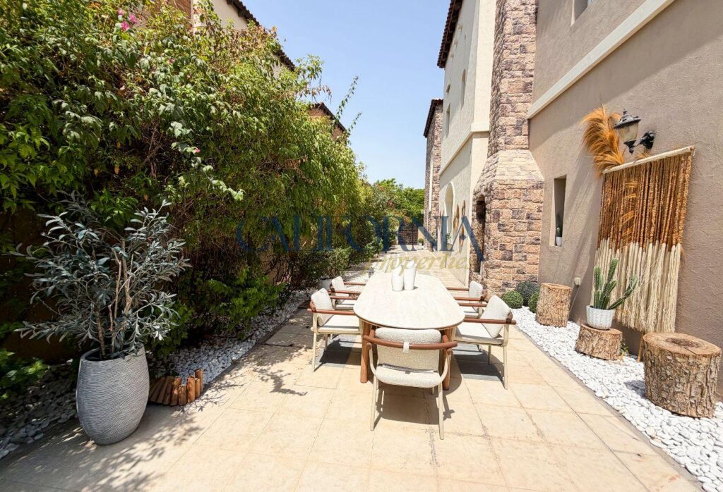 Upgraded Villa | Park View | Private Pool - 12