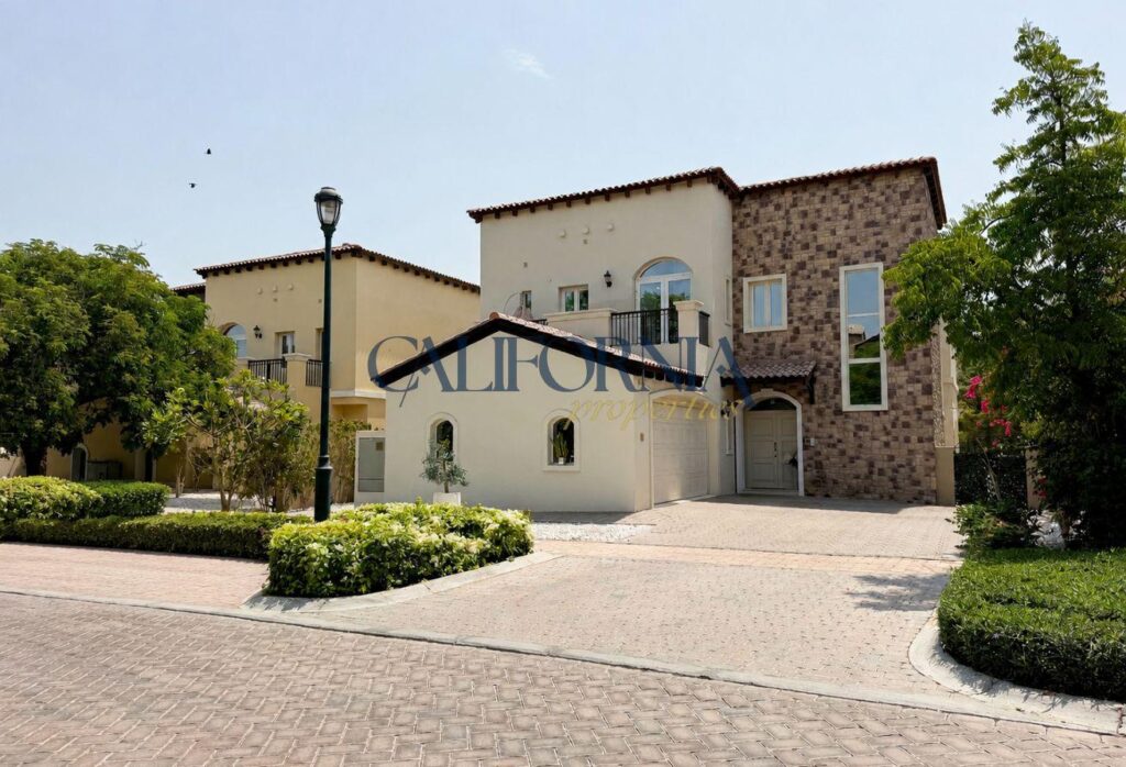 Upgraded Villa | Park View | Private Pool - 2