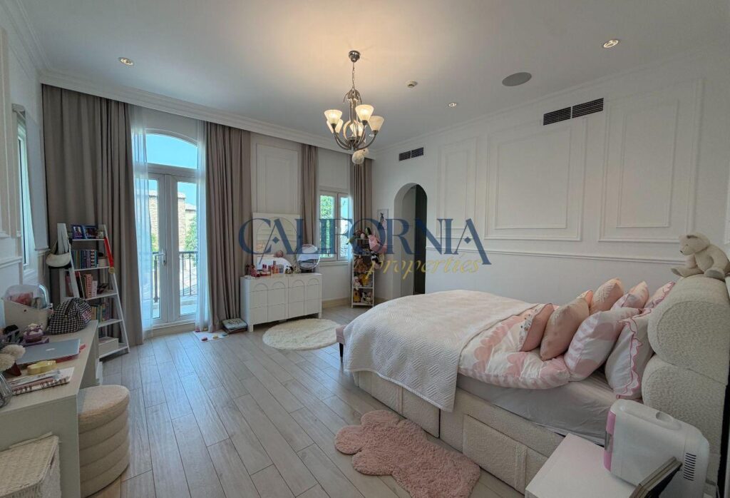 Upgraded Villa | Park View | Private Pool - 25