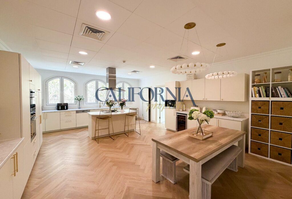 Upgraded Villa | Park View | Private Pool - 7