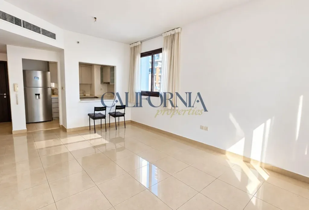 2 Balconies | Vacant | Corner Unit |Laundry - 1