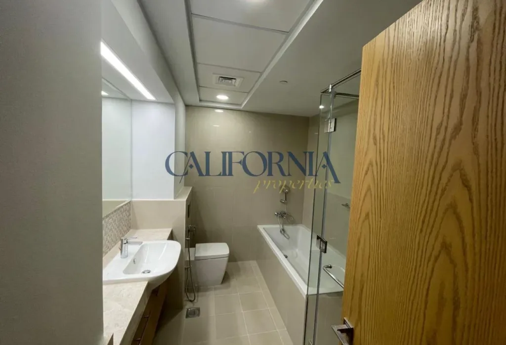 Unfurnished | Large Layout |Nice View - 10