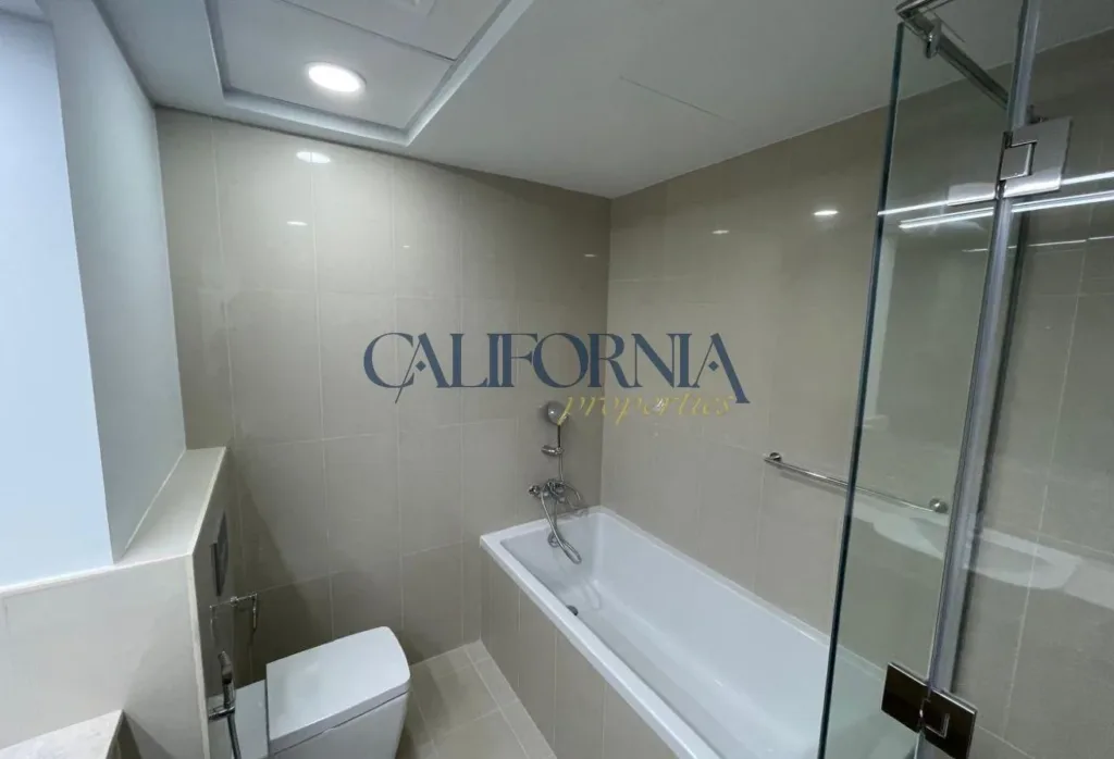 Unfurnished | Large Layout |Nice View - 12