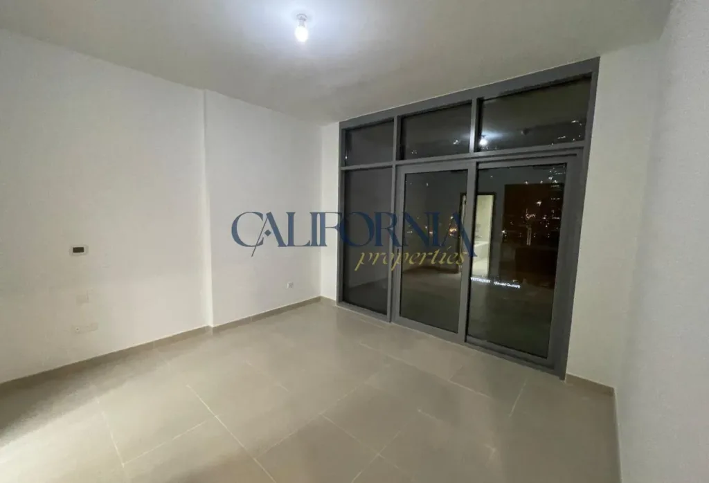Unfurnished | Large Layout |Nice View - 8